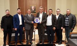 Erhürman, Futbol Kulüpler Birliği heyetini kabul etti