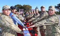 Aileler gururla izledi