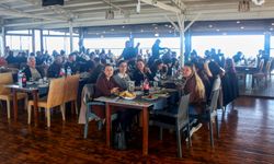 İskele Belediyesi personeli yeni yıl yemeğinde bir araya geldi