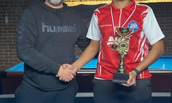 Gençler Bilardo Sezonu’nda ilk kupa İsmet Hüryol’un