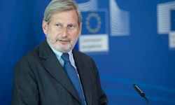 Hahn “AB çözümü ‘çeyizlemeye’ hazır”