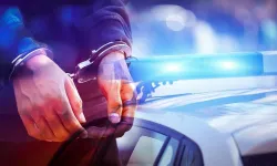 73 yaşındaki şahsı iterek kalça kemiğininin kırdı