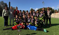 İlkokullar Arası Futbolda Şampiyon 9 Eylül İlkokulu