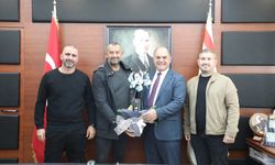 Düzova’da atıl alan çim sahaya dönüşüyor