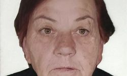 Akçay, Emete ablasına ağlıyor