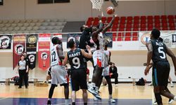 Zorlu mücadelede kazanan Caesar Larnaka Gençler Birliği