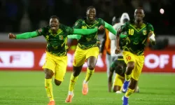 El Bilal ve Nene'li Mali penaltılarla turladı