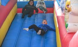 Çocuklar gönüllerince eğlendi