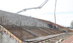 Alayköy Spor Tesisi’nde tribün çalışmaları hızla ilerliyor
