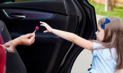 Çocuk kaçırma suçlamasıyla iki kişi aranıyor