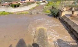 Lefke–Doğancı güzergâhında derivasyon kanalında temizlik çalışmaları sürüyor