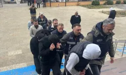 Emmi'yi diplomatik araçla kaçırmışlar