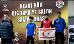 Hala Sultan İlahiyat Koleji öğrencisi Erol Efe Bilmez 200 metrede Türkiye üçüncüsü oldu