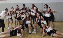 Levent Kolej 4’te 4’le final grubunda