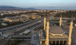 Yapımı tamamlanan Millet Camisi ramazana hazır