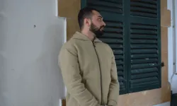 Tamirciyi bıçakladı, burnunu kırdı