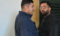 Müşteriden aldıkları parayı çaldılar