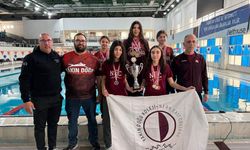 Havuzda Yakındoğu Ortaokulu Kızları Trabzon biletini aldı