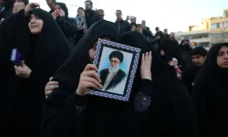 İran'da 40 günlük yas