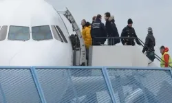 Azerbaycan vatandaşı ve Estonyalı eşi “tehdit oldukları” gerekçesiyle sınır dışı edildi