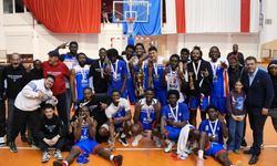 UniLeague şampiyonu BAU