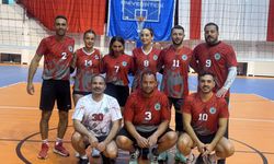 DAÜ Şampiyon Melekler Voleybol Anı Turnuvasında heyecan yükseldi