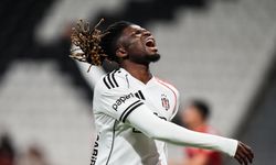 Beşiktaş'ta El Bilal Toure belirsizliği