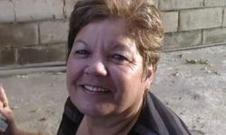 İskele, Gülşen annesine ağlıyor