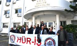 Hür-İş Federasyonu’ndan Maliye Bakanlığı önünde protesto eylemi