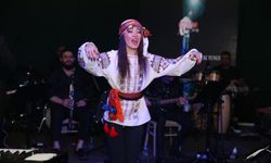 Misty Bar’da nostalji dolu gece