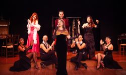 “Bizler, sarayların değil, halkın tiyatrosuyuz”