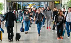 Güney'e bir ayda 146 bin turist