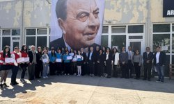 Çocukların Dr. Küçük sevgisi