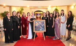 Abiye defilesinde barış mesajları