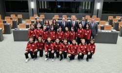 Öztürkler KKTC’yi temsil edecek Alayköy İlkokulu halk dansları ekibini kabul etti