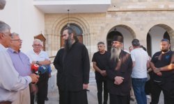 Baf Kilisesi papazı ile eski Baf Metropoliti arasında kavga