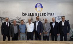 Kıbrıs Türk Belediye Başkanları Derneği’nden Sadıkoğlu’na ziyaret