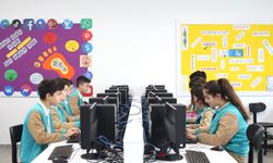 Dr. Suat Günsel Bursu artık üniversite eğitimini de kapsayacak