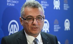 Erhürman:"Dış politikada Türkiye ile istişare içerisindeyiz"