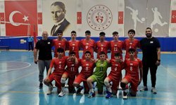 Erkekler set vermeden kazandı