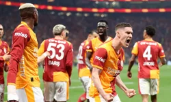 Aslan derbide kükredi