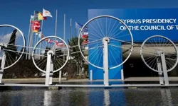 Güney Kıbrıs’ta dün başlayan AB Zirve Toplantısı sürüyor