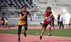 İlkokullar finaller için kıyasıya yarışıyor