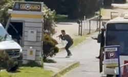 İstanbul'da İsrail Başkonsolosluğu yakınında polislerle silahlı çatışmaya giren 3 terörist etkisiz hale getirildi