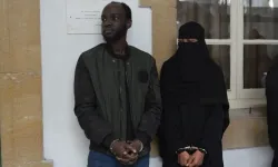 Biri 3 buçuk yıl, diğeri 9 ay kaçak yaşadı