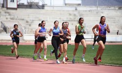 Liseler şampiyonluk için yarışıyor