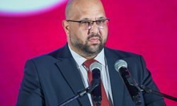 “Hükümet, arsa dağıtımlarıyla seçim sürecini başlattı”