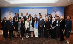 Prof. Dr. Güzoğlu, 33. Ulusal Neonatoloji Kongresi’nde KKTC’yi temsil etti