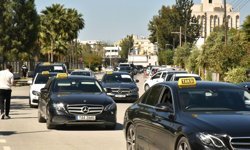 Taksiciler kontak kapattı