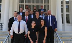 Arıklı, bakanlık personeli ile bayramlaştı